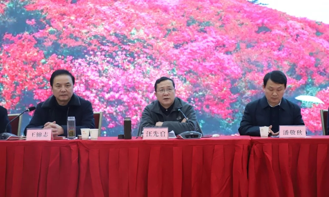 長沙凱發(fā)超硬材料科技有限公司,長沙礦山石材開采設(shè)備銷售,長沙石材加工設(shè)備銷售,金剛石工具生產(chǎn)